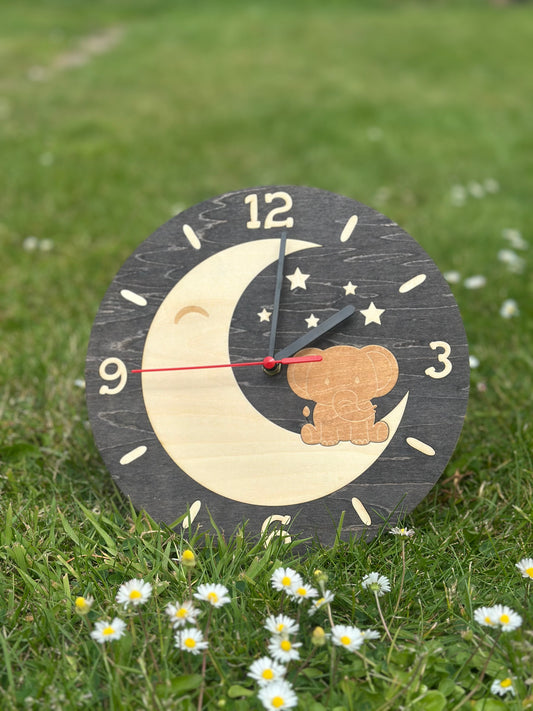 Goodnight Animal Clock (Walnut)